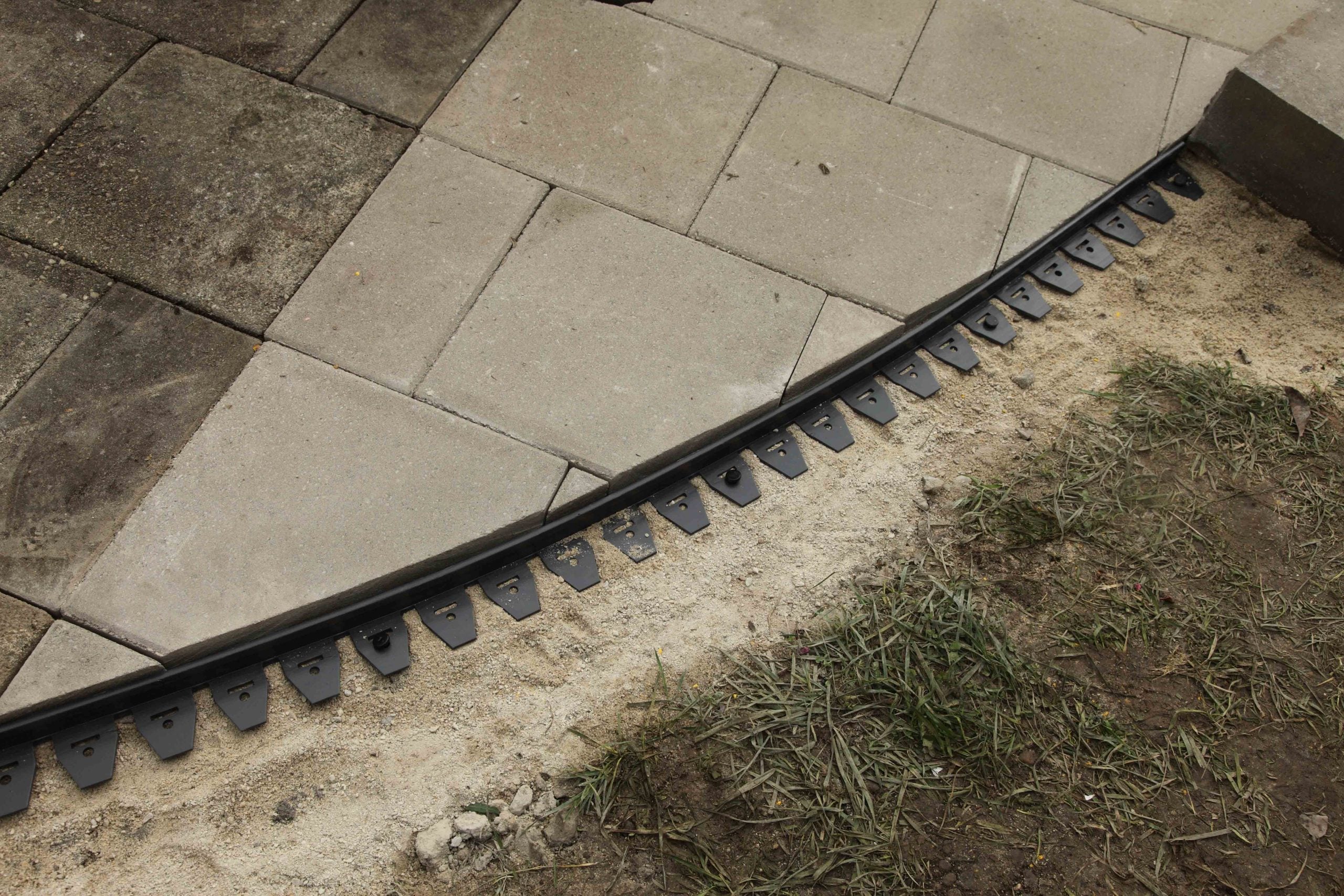 Dimex 7.5' Paver Edging ea. - 12/bundle